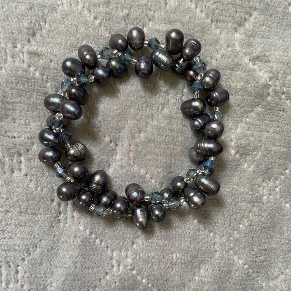 Black FWC pearls and beads stretch bracelet 2 strands intertwined handmade - Picture 3 of 4